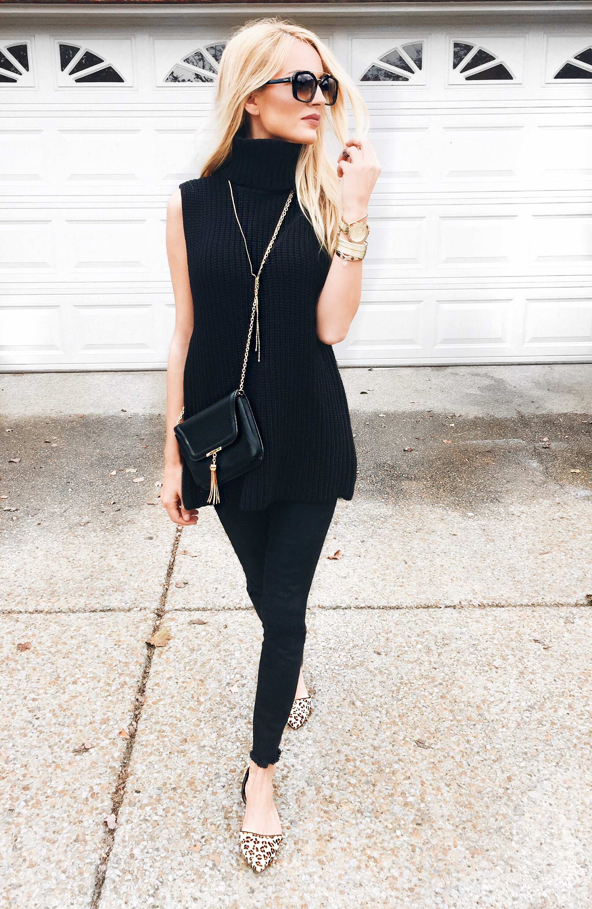 Black and Gold Fall Outfit Airelle Snyder