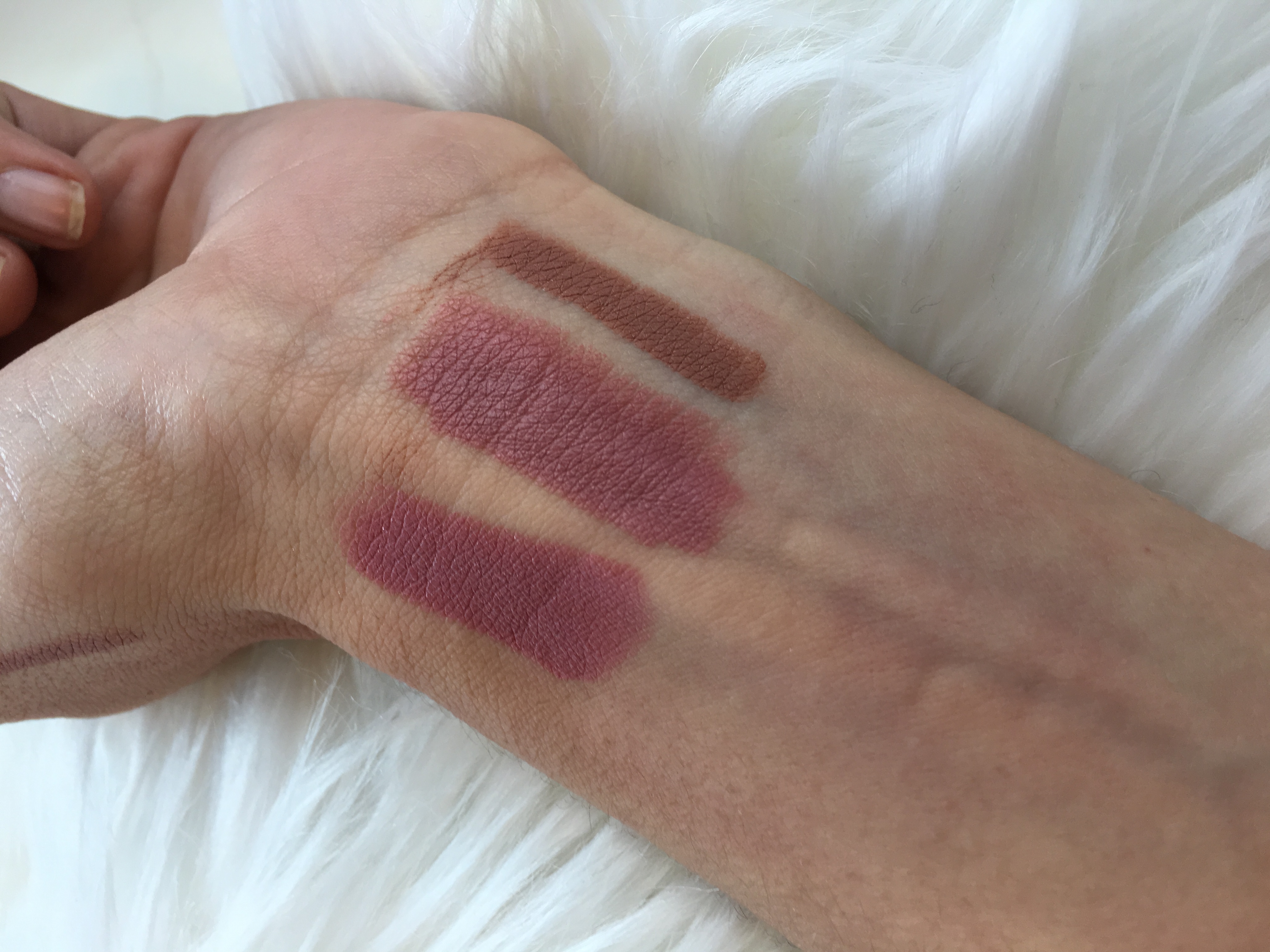 Mac Lipstick Swatches Brave Faux Airelle Snyder